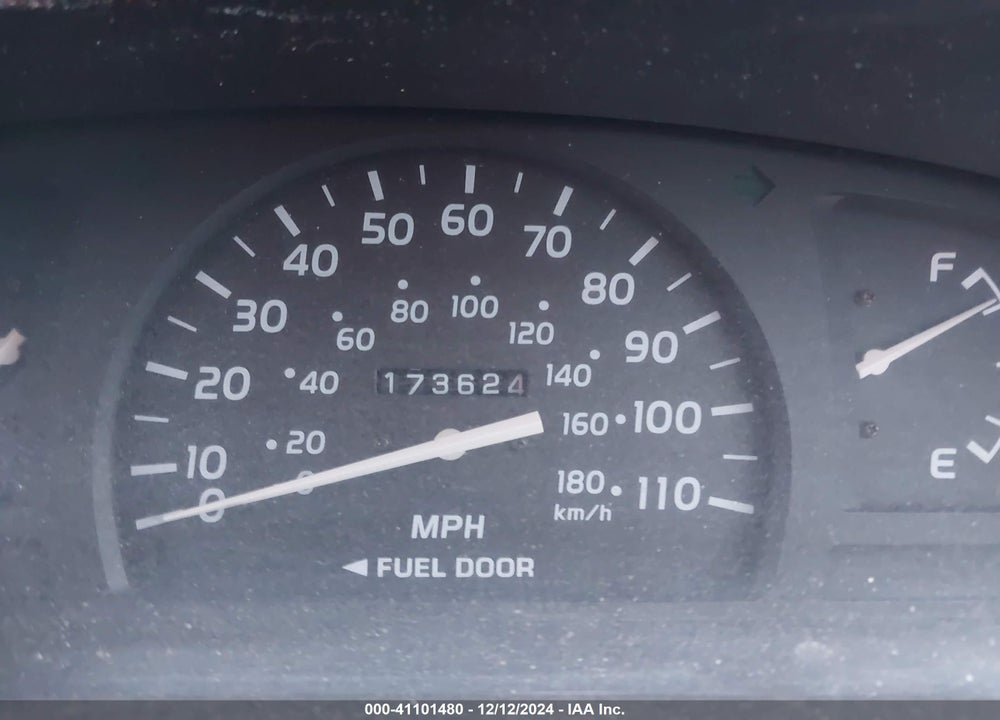 2004 TOYOTA TACOMA VIN: 5TENL42NX4Z334801
