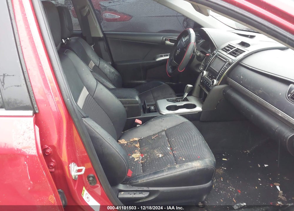 2012 TOYOTA CAMRY SE VIN: 4T1BF1FK8CU560928