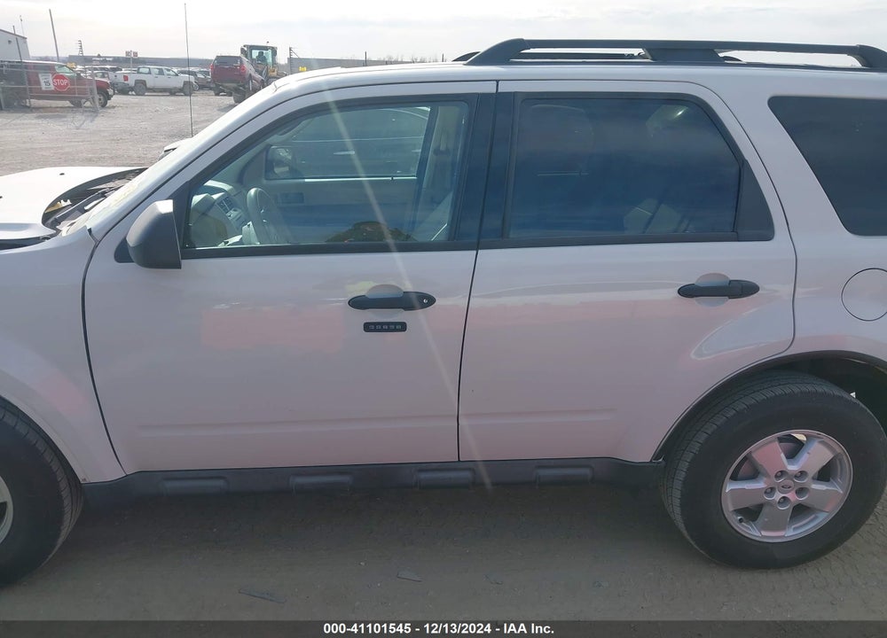 2010 FORD ESCAPE XLT VIN: 1FMCU0D72AKA32832
