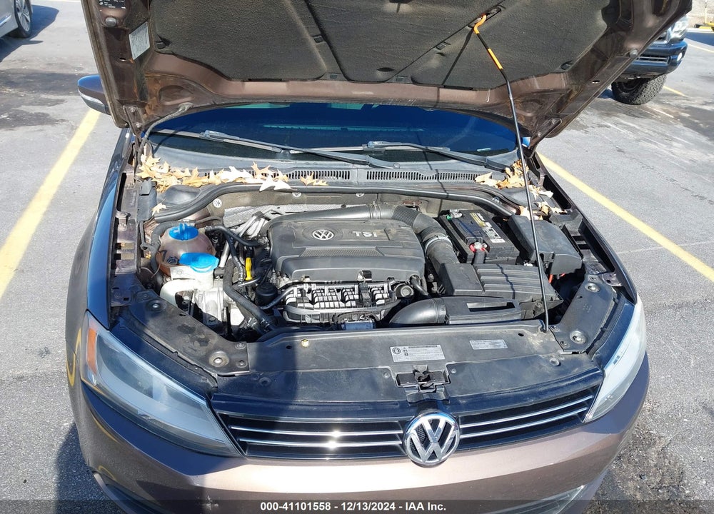 2014 VOLKSWAGEN JETTA 1.8T SE VIN: 3VWD07AJ0EM388432