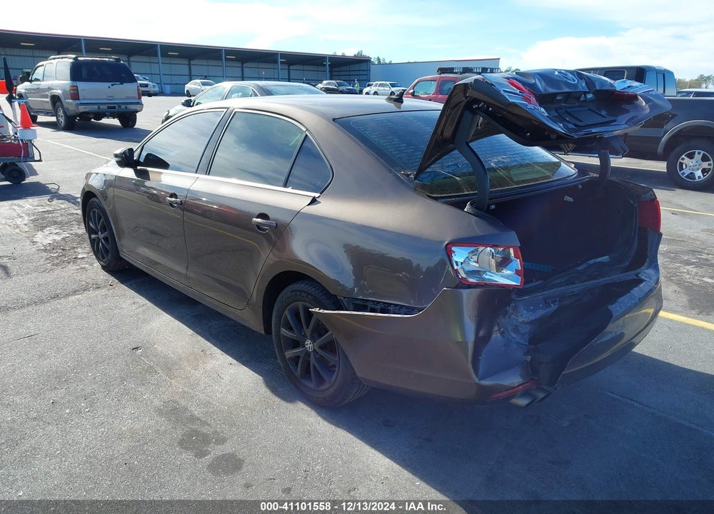 2014 VOLKSWAGEN JETTA 1.8T SE VIN: 3VWD07AJ0EM388432