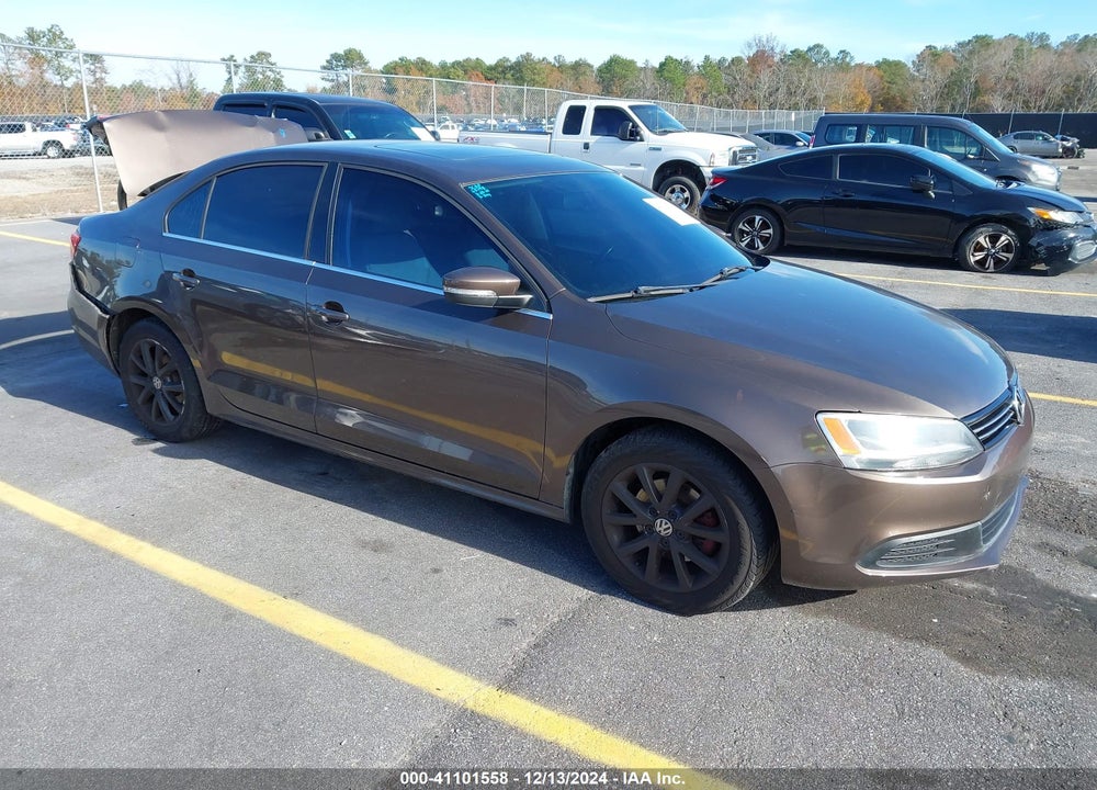 2014 VOLKSWAGEN JETTA 1.8T SE VIN: 3VWD07AJ0EM388432