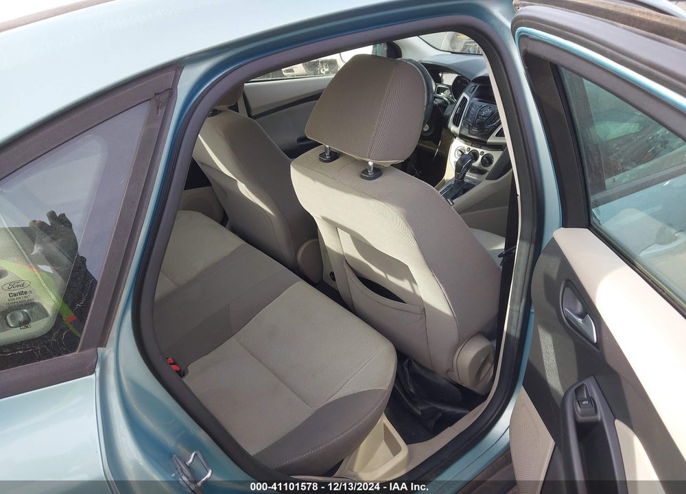 2012 FORD FOCUS SE VIN: 1FAHP3F22CL447043