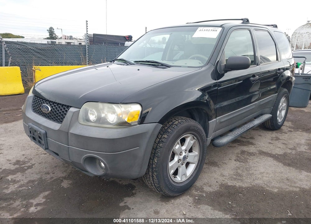 2005 FORD ESCAPE XLT VIN: 1FMYU03175KB31817