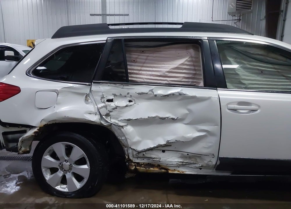 2010 SUBARU OUTBACK 2.5I PREMIUM VIN: 4S4BRCGC6A3328678