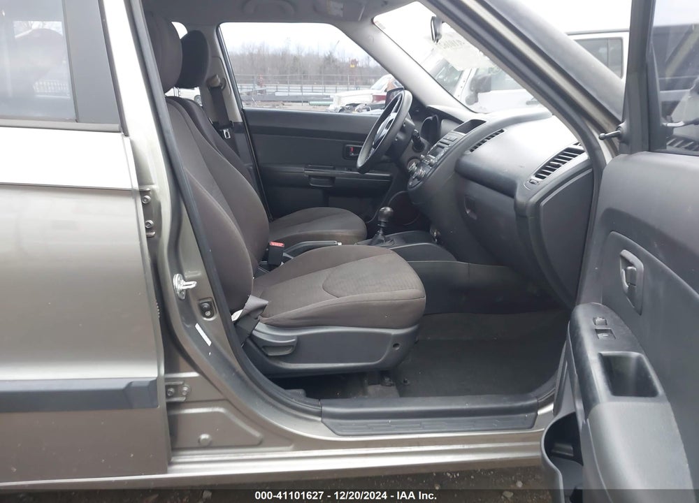 2013 KIA SOUL VIN: KNDJT2A52D7498233