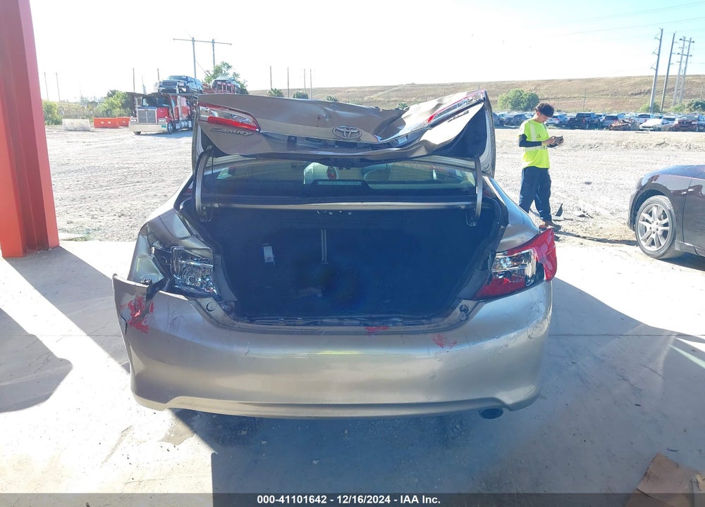 2014 TOYOTA CAMRY XLE VIN: 4T1BF1FK7EU782864