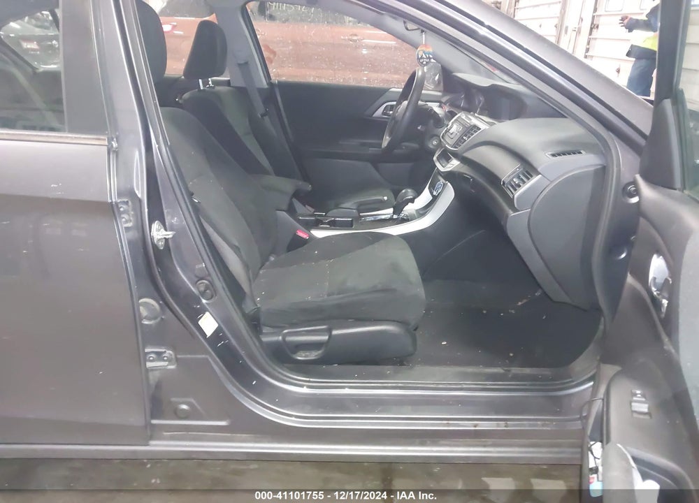 2013 HONDA ACCORD LX VIN: 1HGCR2F3XDA143796