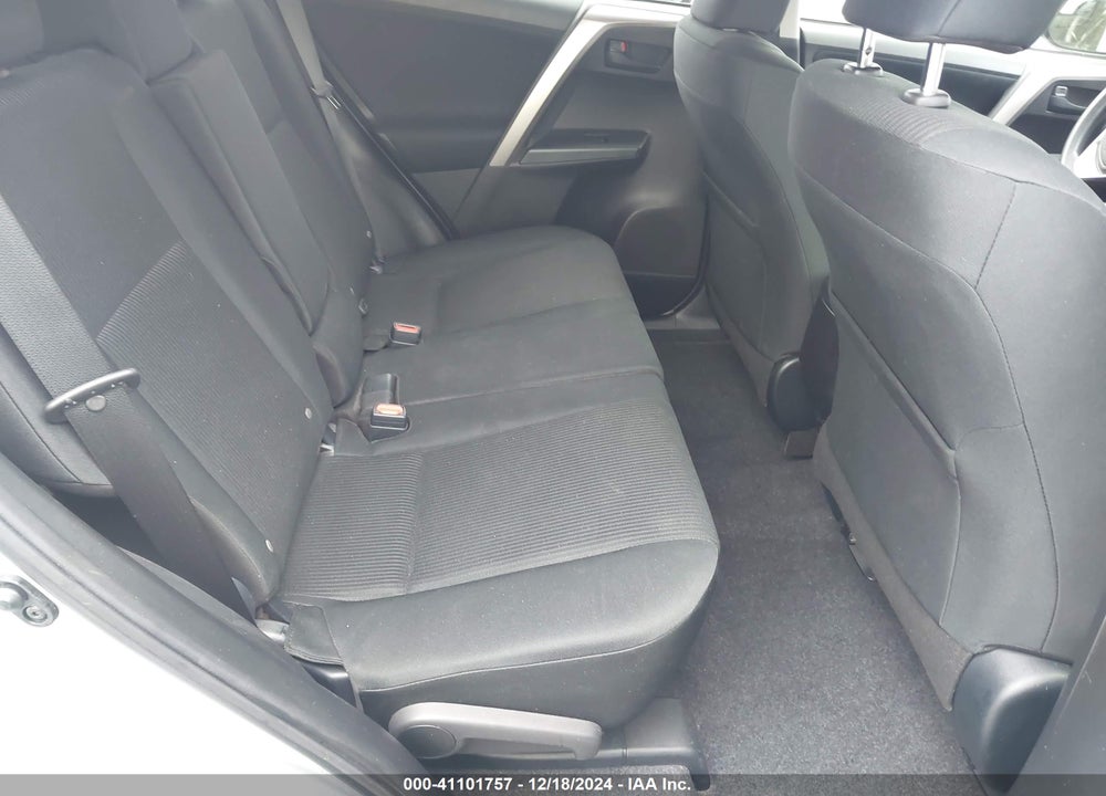 2018 TOYOTA RAV4 LE VIN: JTMZFREVXJJ181635