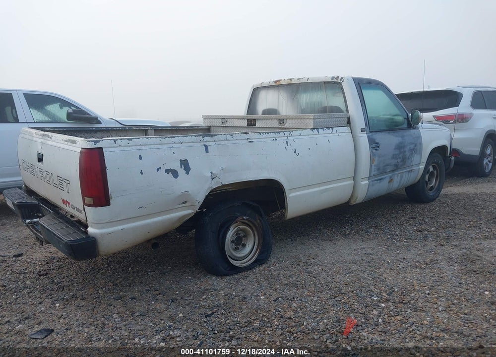 1990 CHEVROLET GMT-400 C1500 VIN: 1GCDC14Z0LZ194049