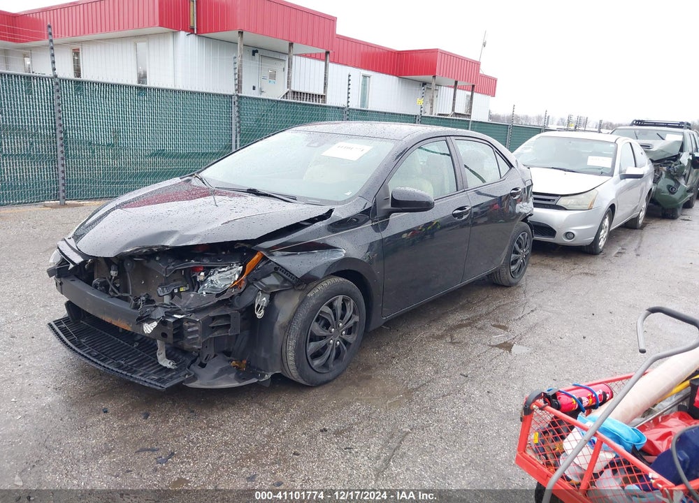 2019 TOYOTA COROLLA LE VIN: 2T1BURHE2KC206043