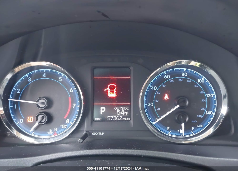 2019 TOYOTA COROLLA LE VIN: 2T1BURHE2KC206043