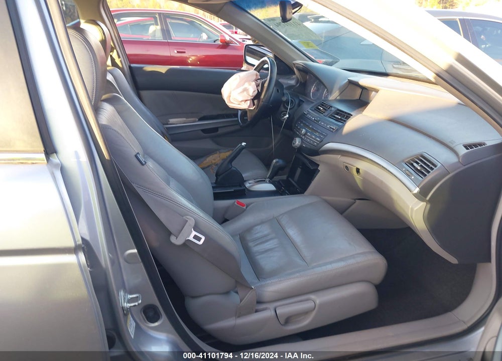 2009 HONDA ACCORD 2.4 EX-L VIN: 1HGCP26869A104079
