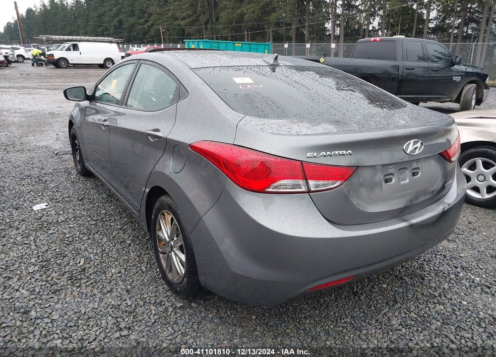 2013 HYUNDAI ELANTRA VIN: 5NPDH4AE3DH208507