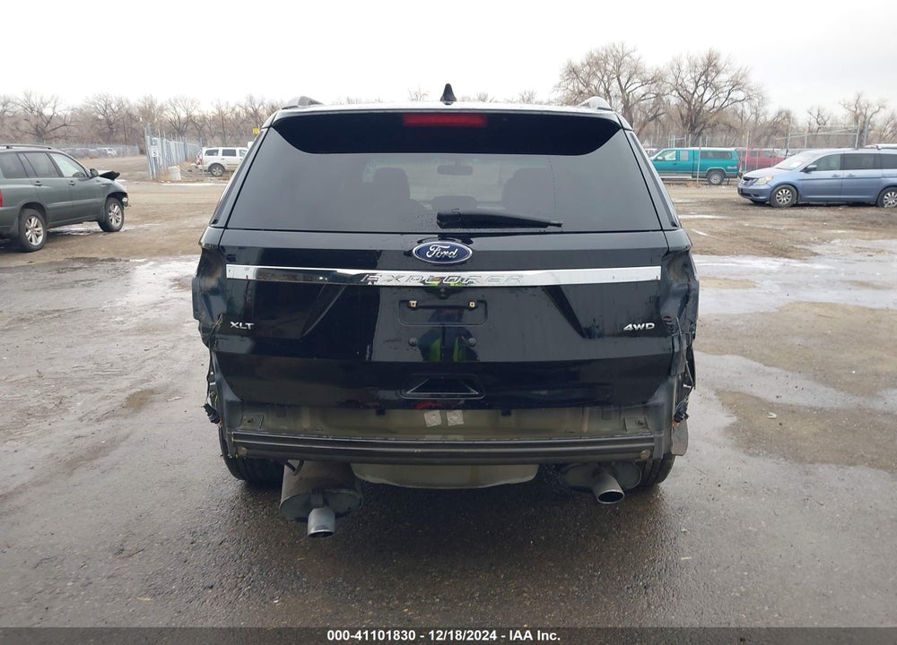 2017 FORD EXPLORER XLT VIN: 1FM5K8D88HGC13811
