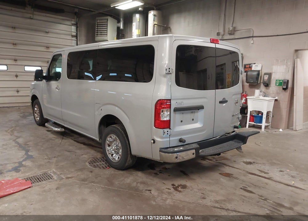 2018 NISSAN NV PASSENGER NV3500 HD SV V6 VIN: 5BZBF0AA7JN851683