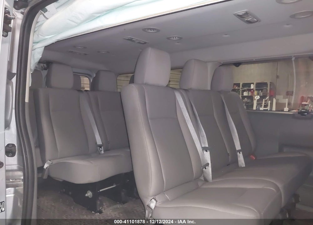 2018 NISSAN NV PASSENGER NV3500 HD SV V6 VIN: 5BZBF0AA7JN851683