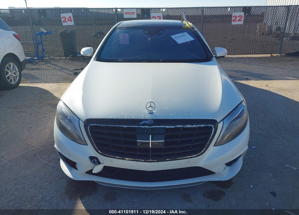 2016 MERCEDES-BENZ S VIN: WDDUG8CB7GA231822