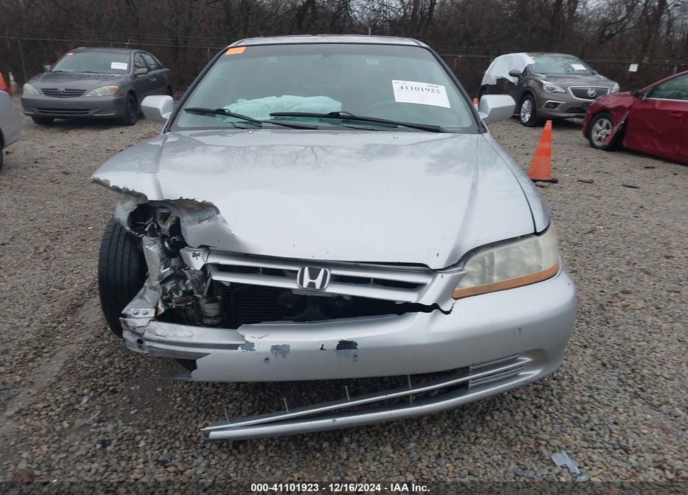 2002 HONDA ACCORD 2.3 EX VIN: 1HGCG56662A139503