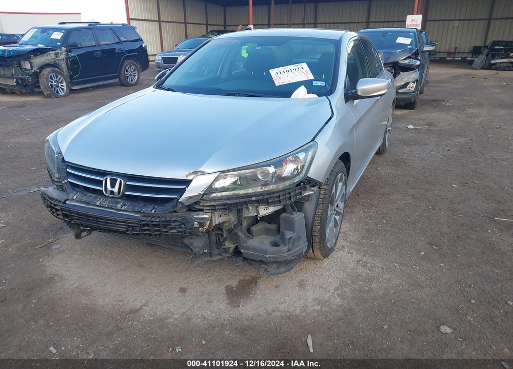 2015 HONDA ACCORD VIN: 1HGCR2F57FA185704