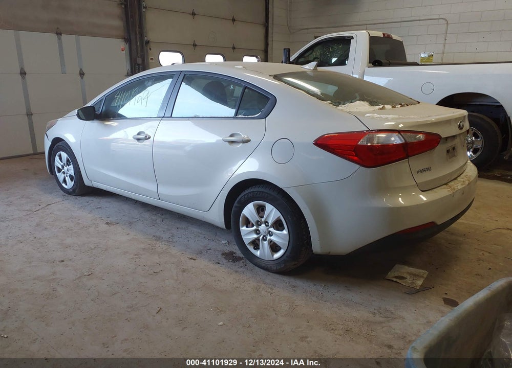 2014 KIA FORTE LX VIN: KNAFK4A68E5188627