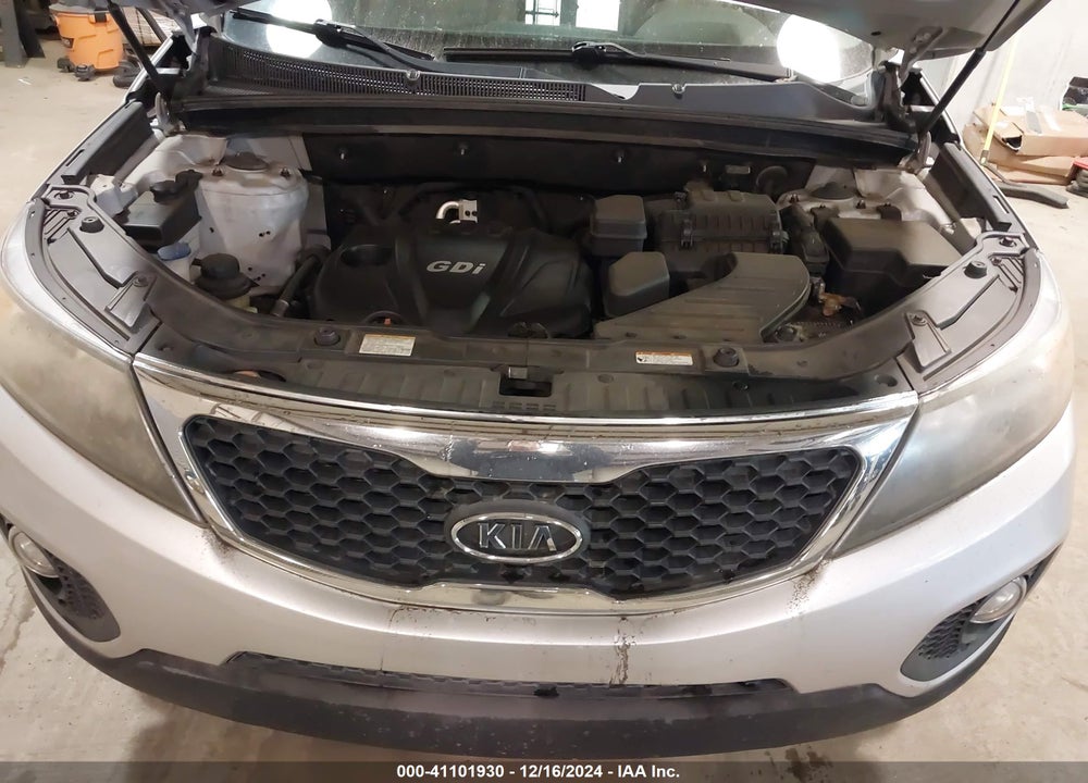 2012 KIA SORENTO LX VIN: 5XYKT4A67CG189741