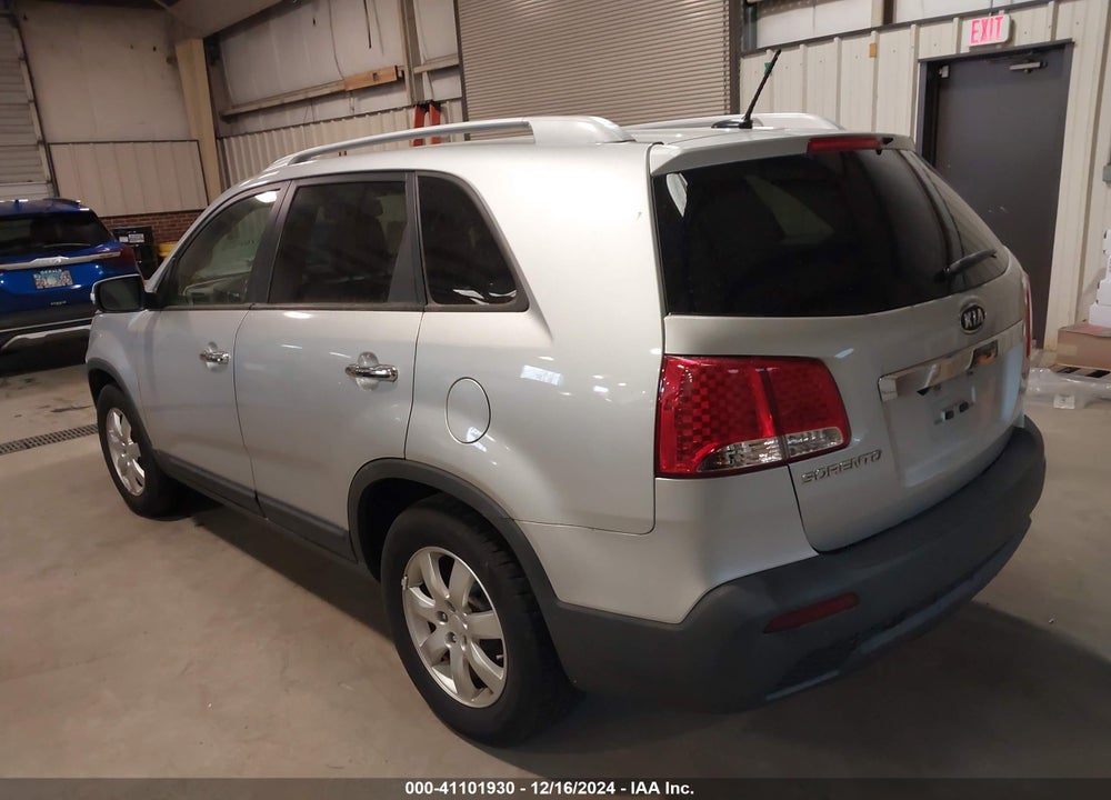 2012 KIA SORENTO LX VIN: 5XYKT4A67CG189741