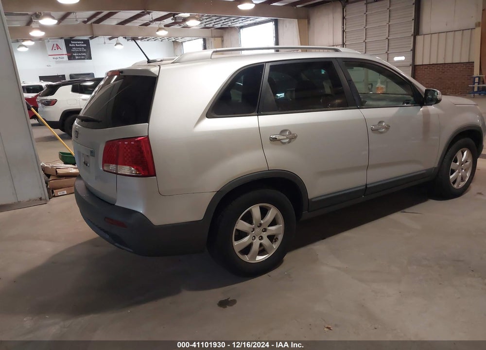 2012 KIA SORENTO LX VIN: 5XYKT4A67CG189741
