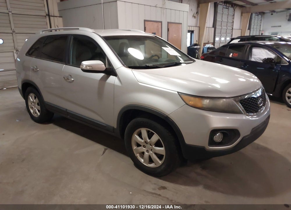 2012 KIA SORENTO LX VIN: 5XYKT4A67CG189741