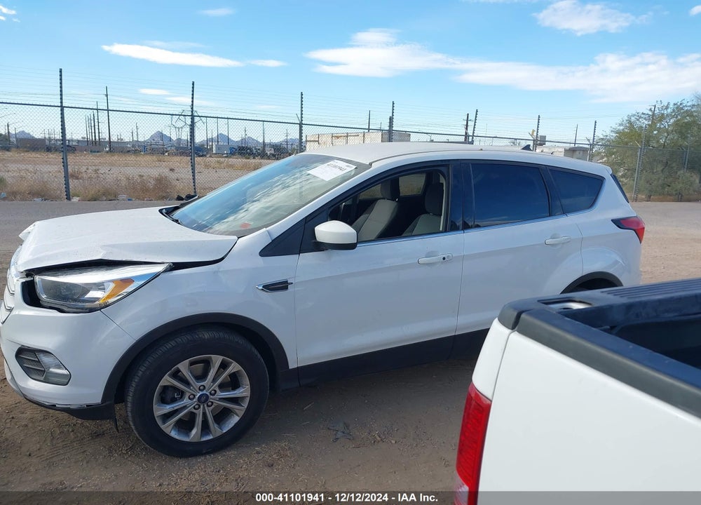 2019 FORD ESCAPE SE VIN: 1FMCU9GD8KUA25704