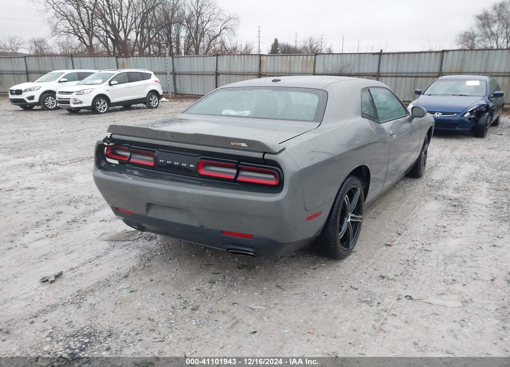 2018 DODGE CHALLENGER SXT VIN: 2C3CDZAGXJH123615