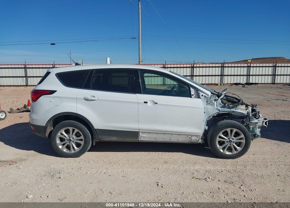 2019 FORD ESCAPE SE VIN: 1FMCU0GD6KUB81882