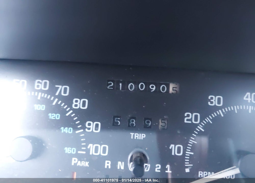 1992 BUICK PARK AVENUE VIN: 1G4CW53L9N1600172
