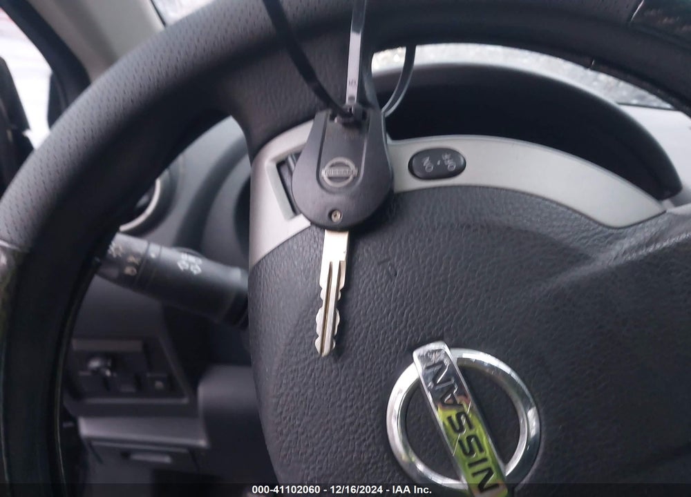 2011 NISSAN ROGUE S VIN: JN8AS5MV8BW686472