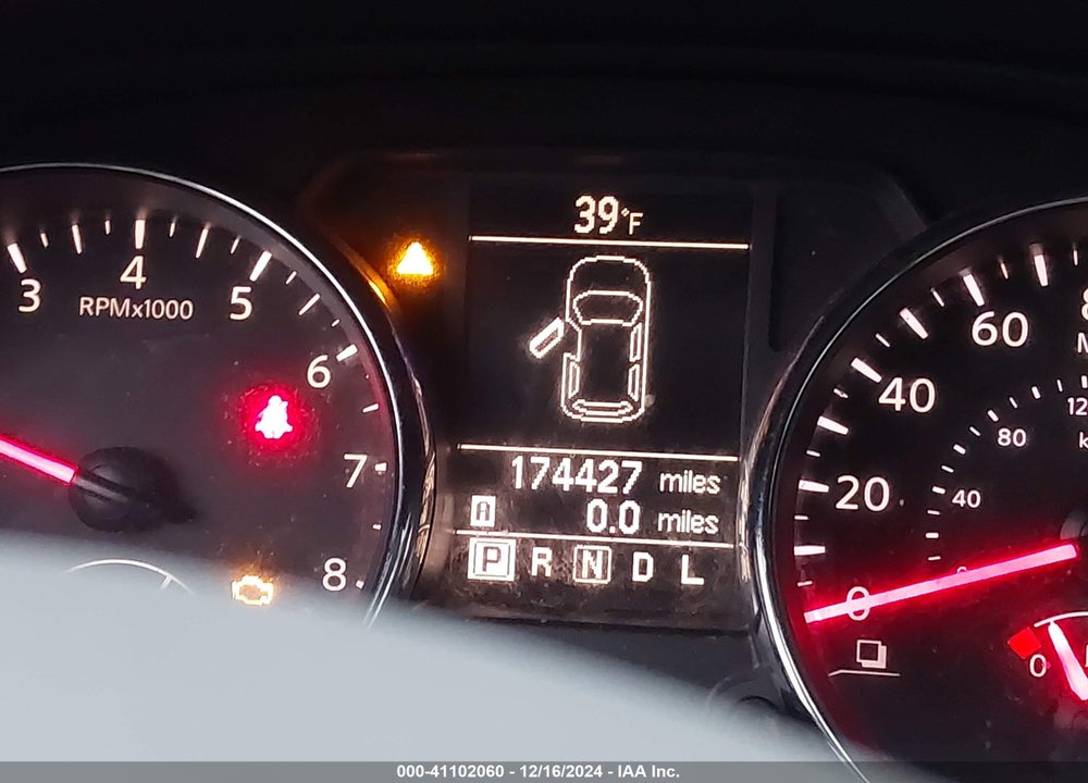 2011 NISSAN ROGUE S VIN: JN8AS5MV8BW686472
