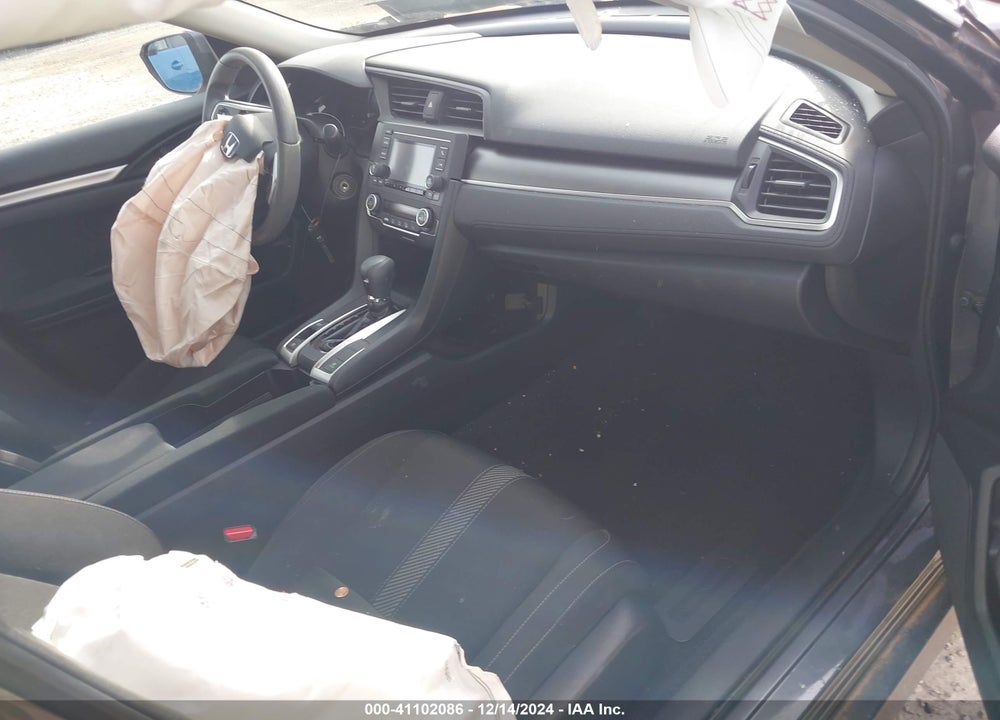 2018 HONDA CIVIC LX VIN: 2HGFC2F57JH594133
