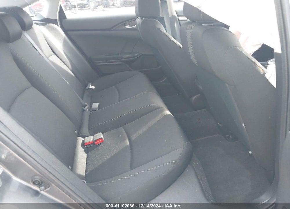 2018 HONDA CIVIC LX VIN: 2HGFC2F57JH594133