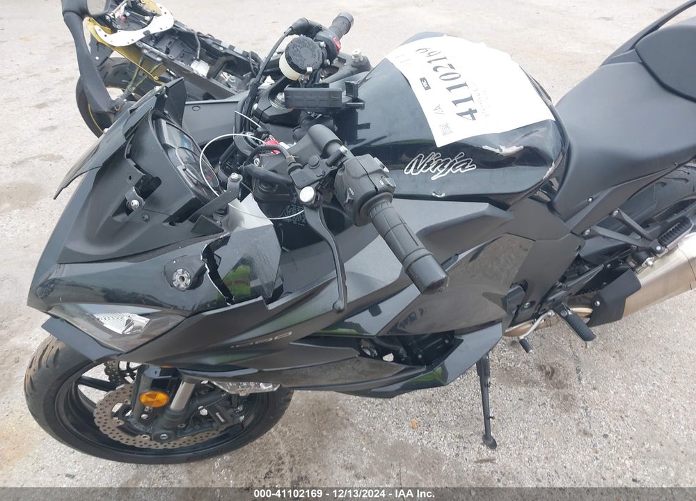 2019 KAWASAKI ZX1000 W VIN: JKAZXCW15KA021101