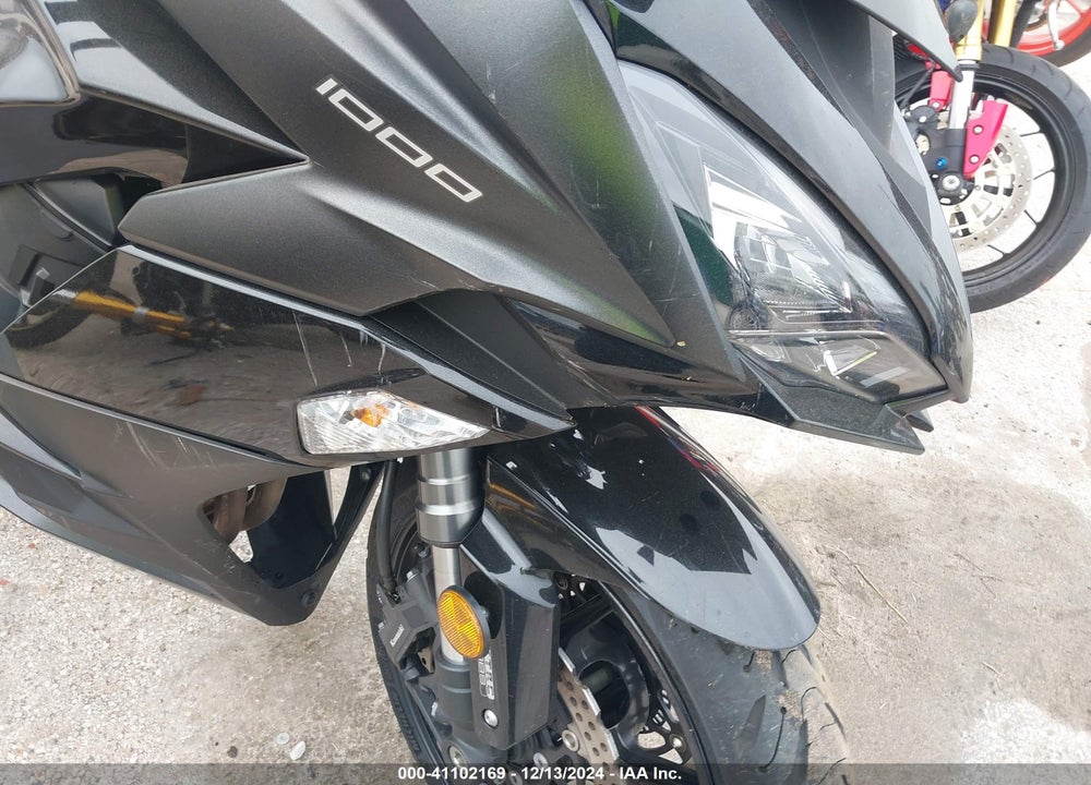 2019 KAWASAKI ZX1000 W VIN: JKAZXCW15KA021101