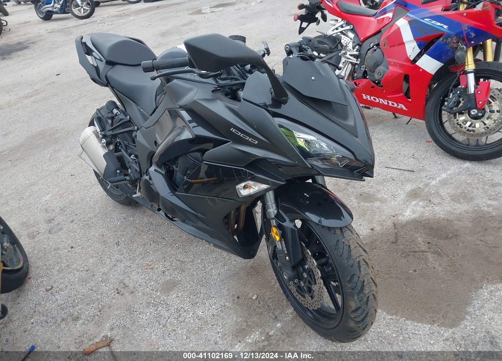 2019 KAWASAKI ZX1000 W VIN: JKAZXCW15KA021101
