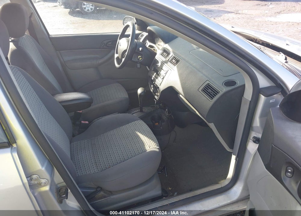 2006 FORD FOCUS ZX4 VIN: 1FAHP34N06W196605
