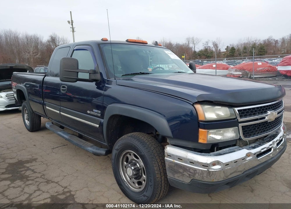 2006 CHEVROLET SILVERADO 2500HD LT1 VIN: 1GCHK29D66E287323