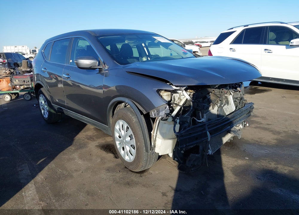 2015 NISSAN ROGUE S VIN: KNMAT2MV9FP564811