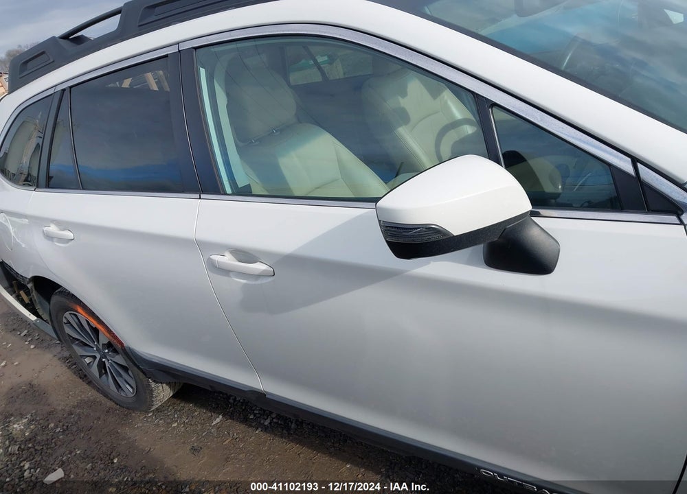 2015 SUBARU OUTBACK 2.5I LIMITED VIN: 4S4BSBNC1F3268866