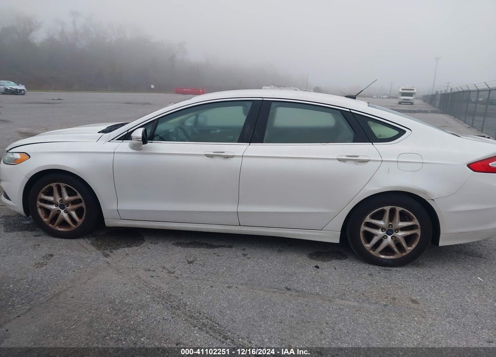 2015 FORD FUSION SE VIN: 3FA6P0HD5FR251124