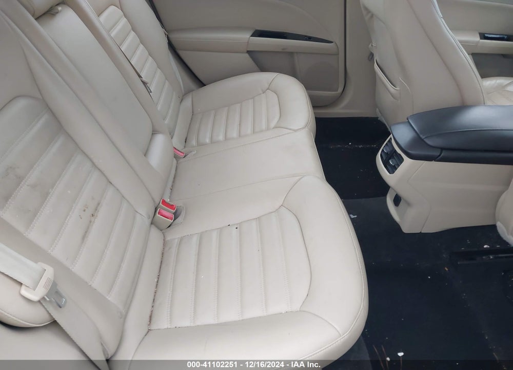 2015 FORD FUSION SE VIN: 3FA6P0HD5FR251124