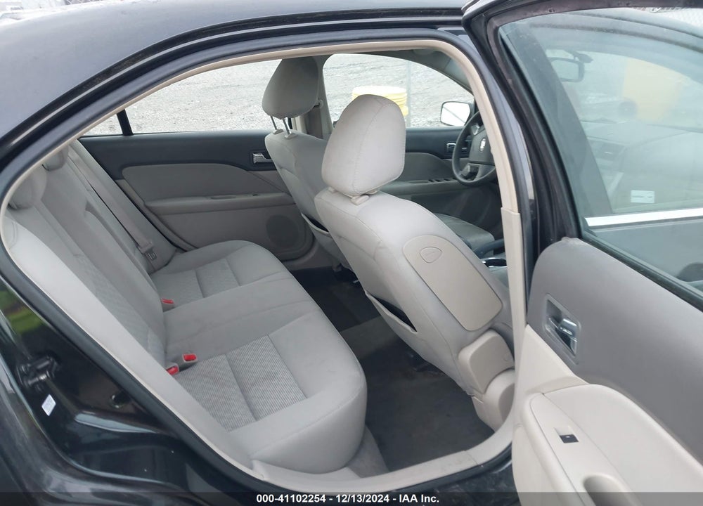 2010 FORD FUSION SE VIN: 3FAHP0HA6AR399659