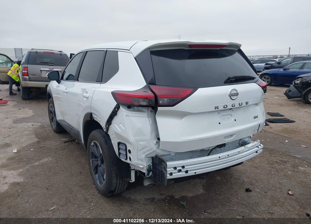 2024 NISSAN ROGUE SV FWD VIN: 5N1BT3BA8RC747196