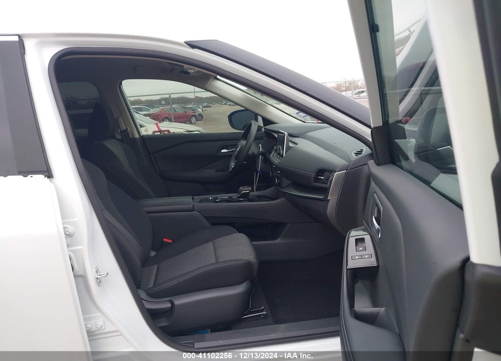 2024 NISSAN ROGUE SV FWD VIN: 5N1BT3BA8RC747196