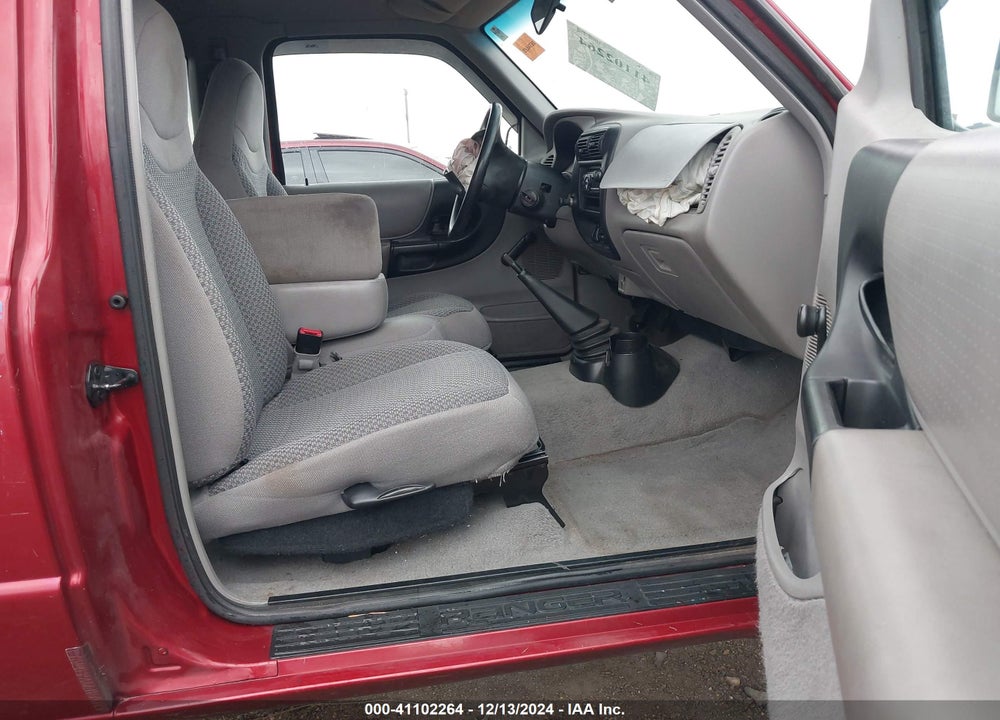 1998 FORD RANGER XL/XLT VIN: 1FTYR14C5WPB35641